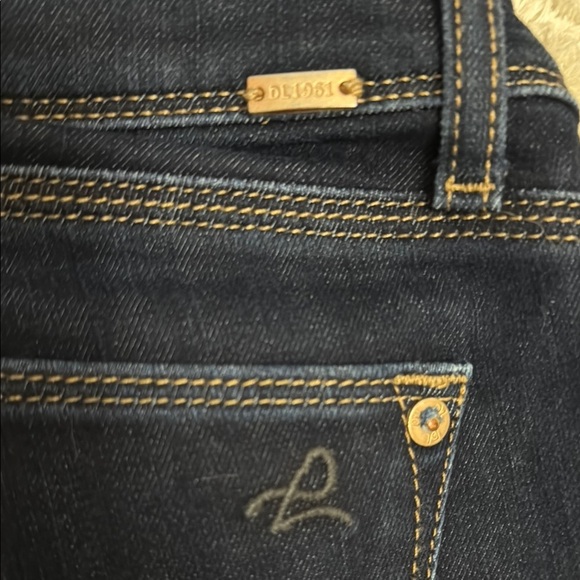 DL 1961 Dark Blue Women's Jeans - Picture 5 of 7